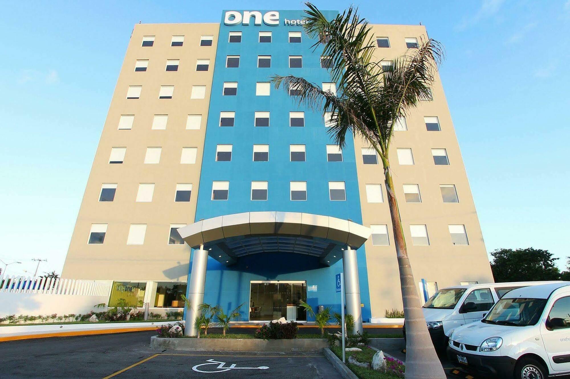One Cancun Centro Esterno foto